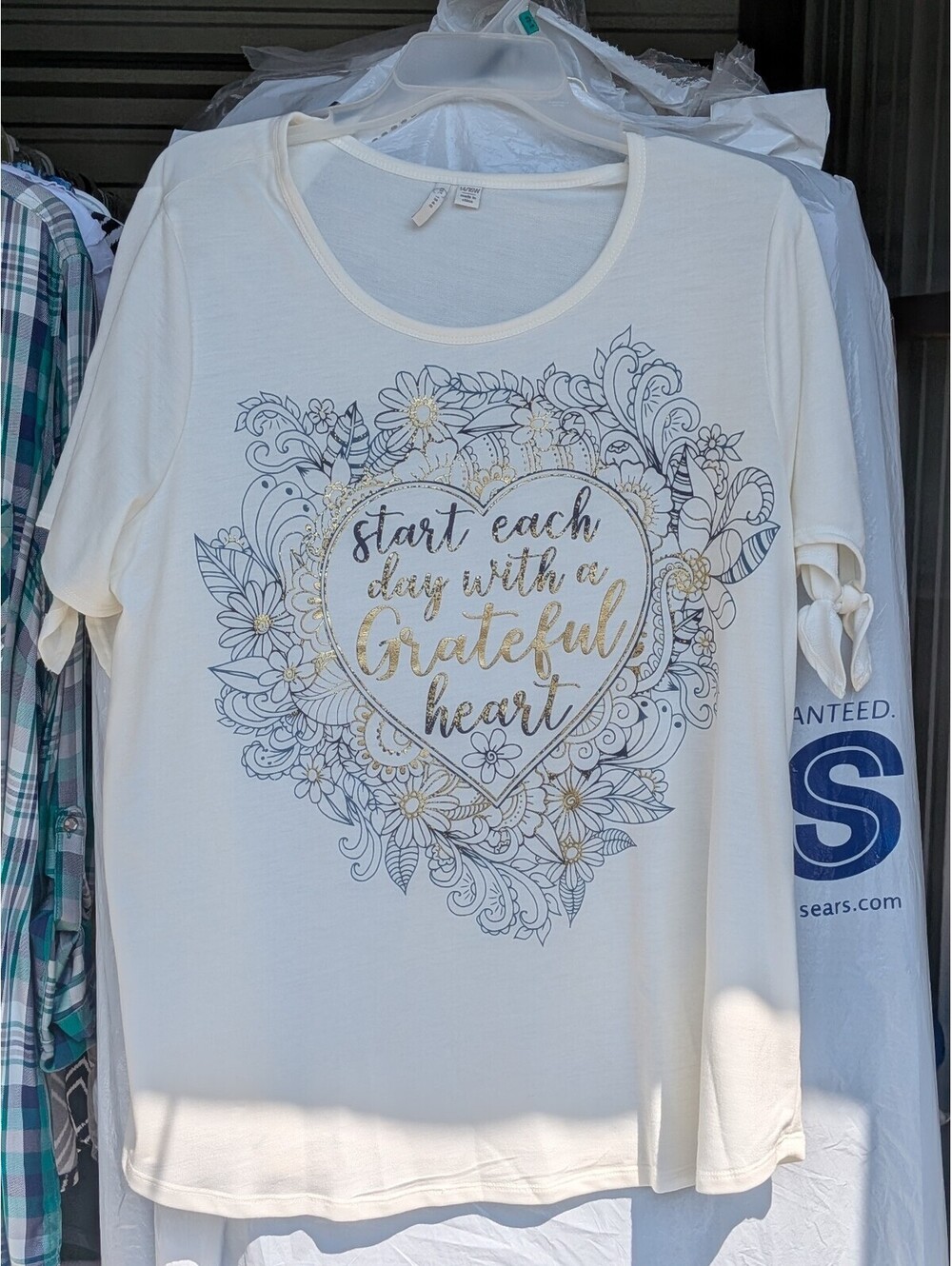 White Jesus graphic tee with tie sleeves